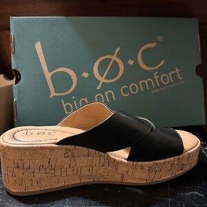 b.o.c. Women's Black Wedge Sandals
